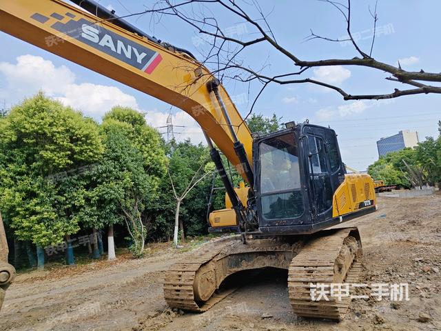 三一重工SY205C挖掘机