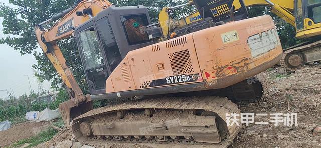 驾驶室整体（整机外观）