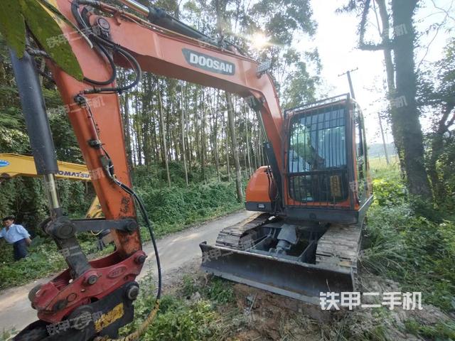 斗山DX75-9C PLUS挖掘机