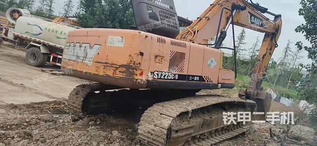 整机右后45°（整机外观）