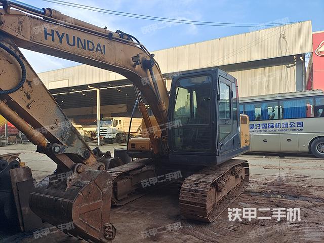 现代R110-7挖掘机