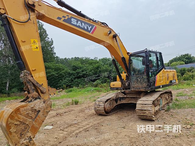 三一重工SY205C挖掘机
