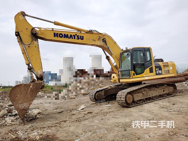 小松PC240LC-8M0挖掘机