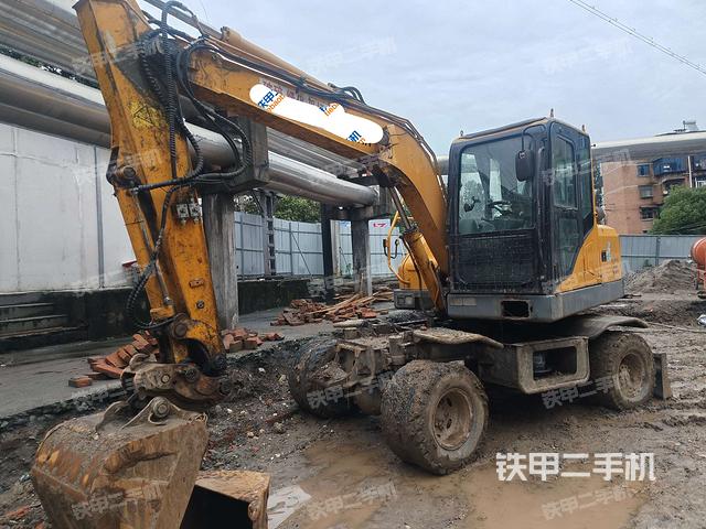 宝鼎机械BD80W-8A2挖掘机