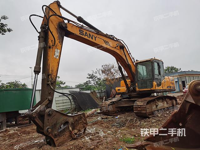 三一重工SY205C挖掘机