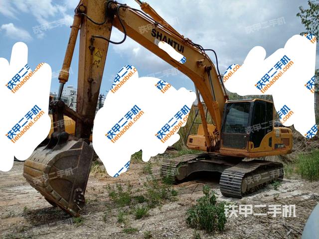 山推SE210W挖掘机