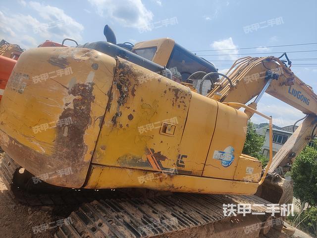柳工CLG915D挖掘机