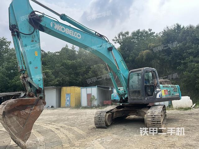 神钢SK350LC-8挖掘机