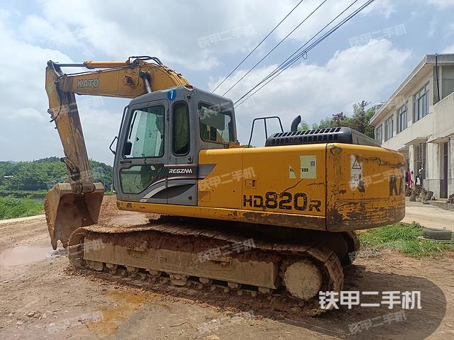 加藤HD820R挖掘机