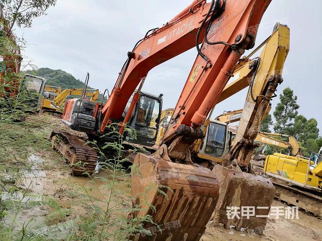 日立ZX250H-3挖掘机