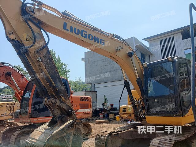 柳工CLG915E挖掘机