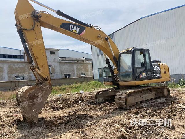 卡特彼勒320D2液压挖掘机