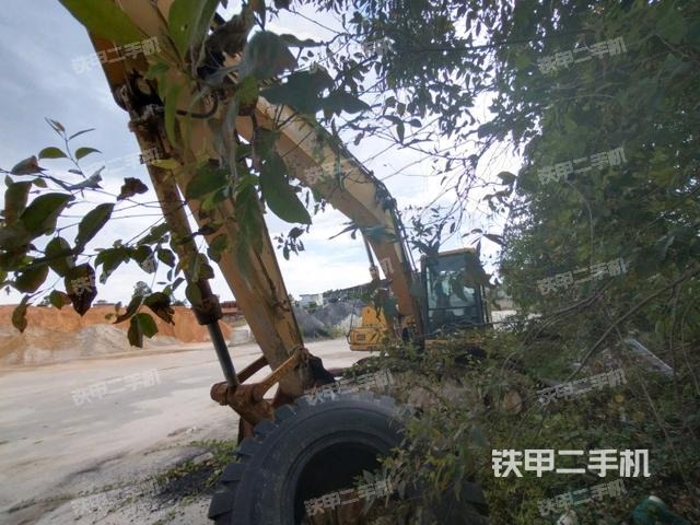 小松PC200-6E挖掘机