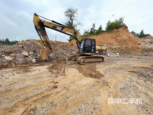卡特彼勒320D-E挖掘机
