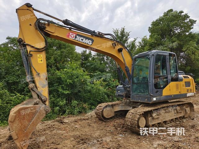 徐工XE135D挖掘机