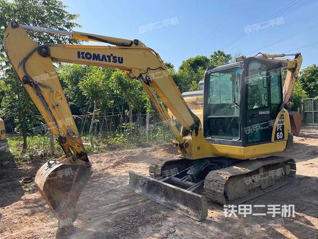 小松PC56-7挖掘机