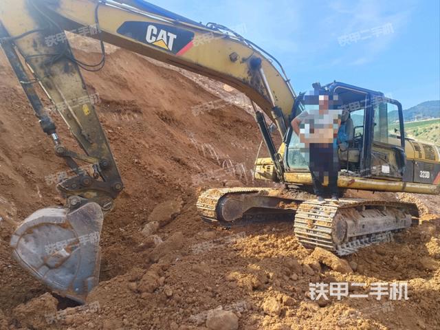 卡特彼勒323DL挖掘机