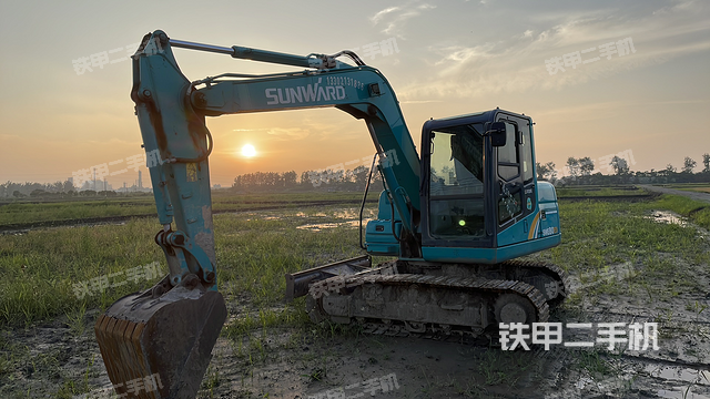 山河智能SWE80E9挖掘机