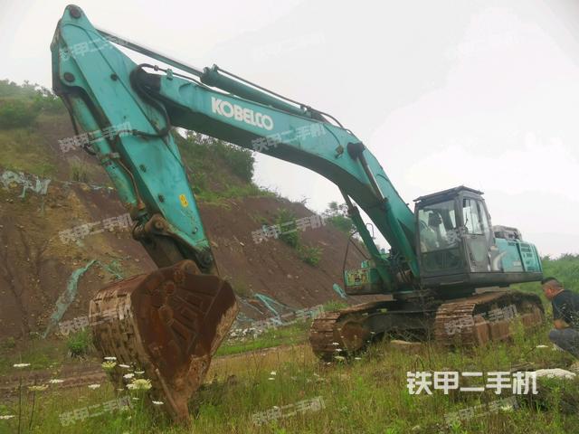 神钢SK460-8挖掘机