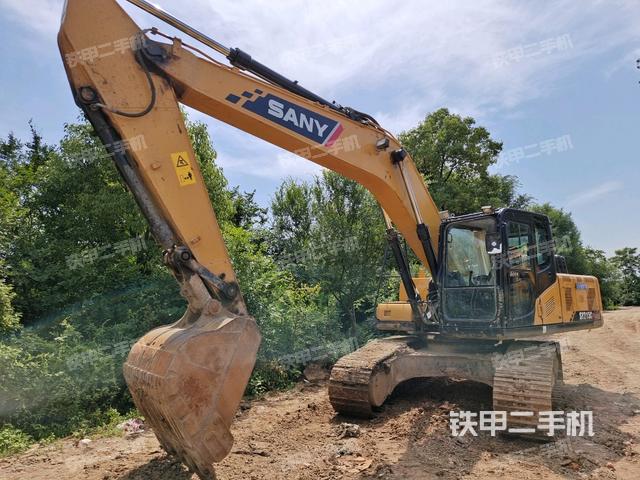 三一重工SY200C挖掘机