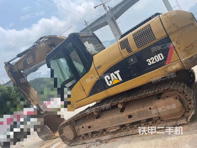 卡特彼勒320D液压挖掘机