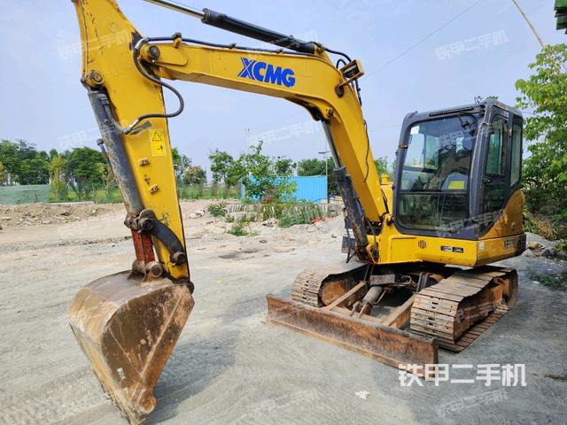 徐工XE60D挖掘机