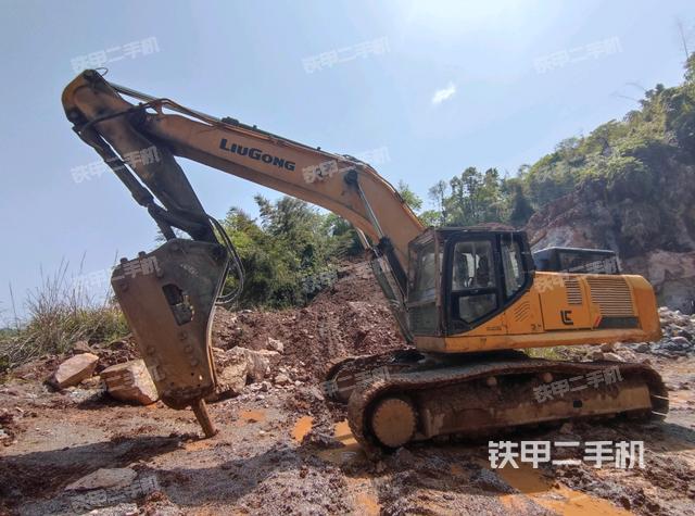 柳工CLG950E挖掘机