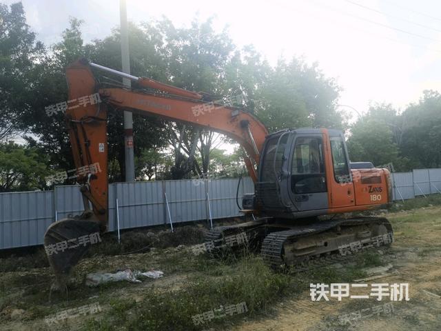 日立ZX120挖掘机