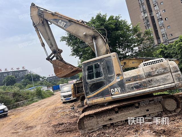 卡特彼勒320B挖掘机