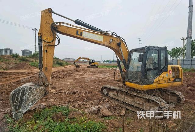 柳工CLG913E挖掘机