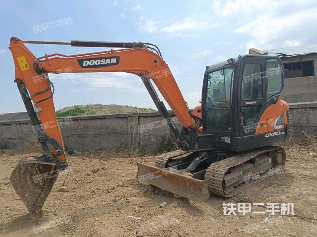 斗山DX60E-9CN挖掘机