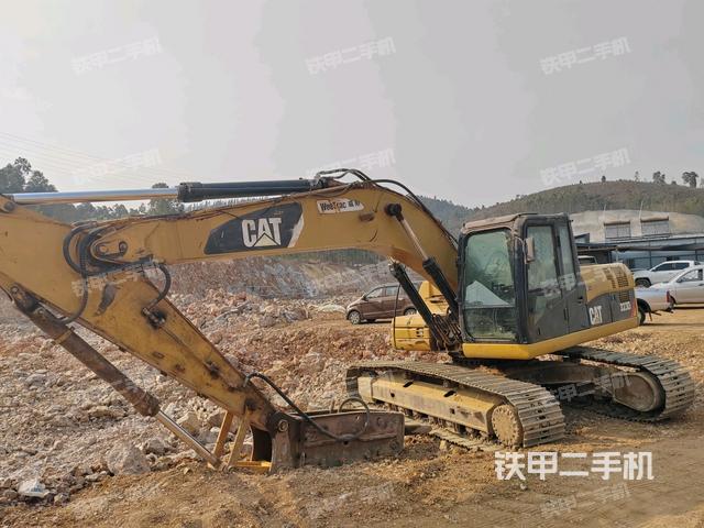 卡特彼勒323DL挖掘机