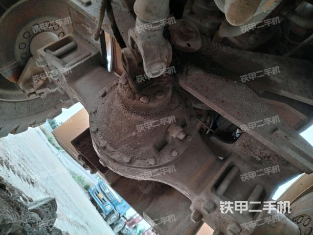 后驱动桥（液压/传动系统）