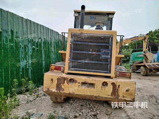 正后方（整机外观）