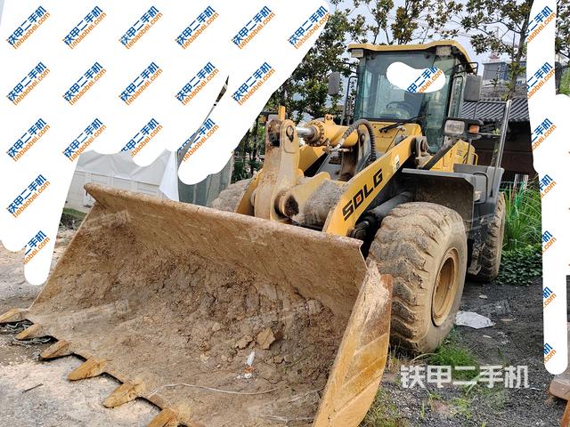 山东临工LG956L装载机