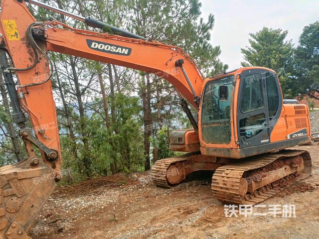 斗山DX130-9C挖掘机