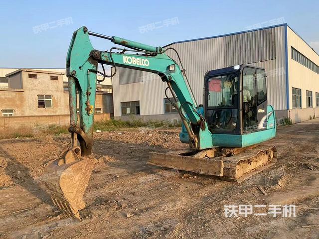 神钢SK60-8挖掘机