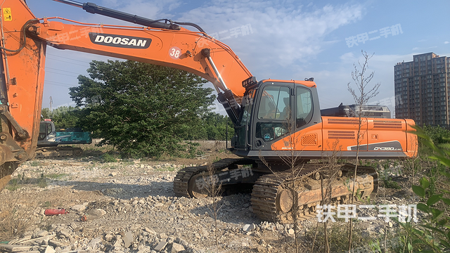 斗山DX380LC-9C挖掘机