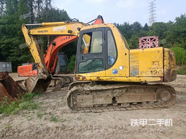 小松PC120-6挖掘机