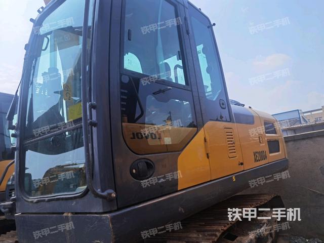 徐工XE200DA挖掘机