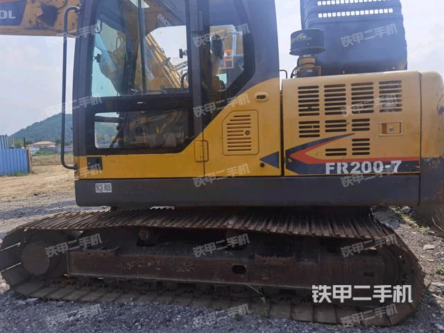 雷沃重工FR170E挖掘机