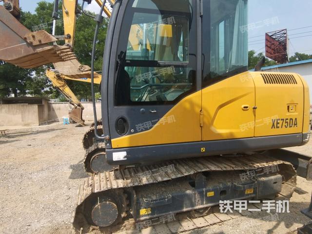 徐工XE75DA挖掘机