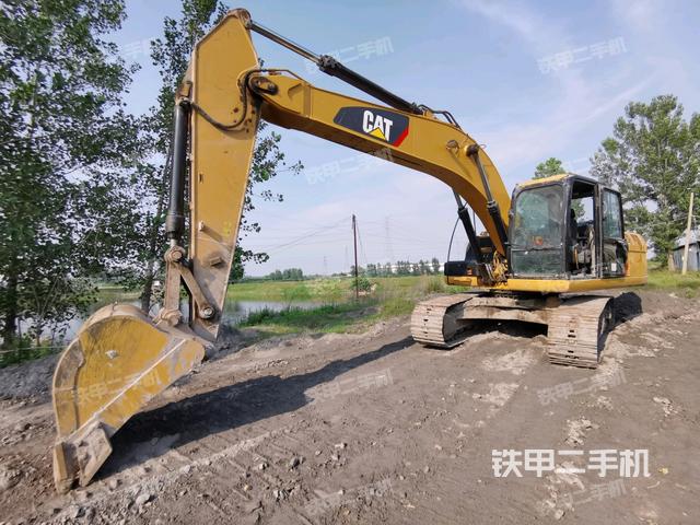 卡特彼勒320D2液压挖掘机