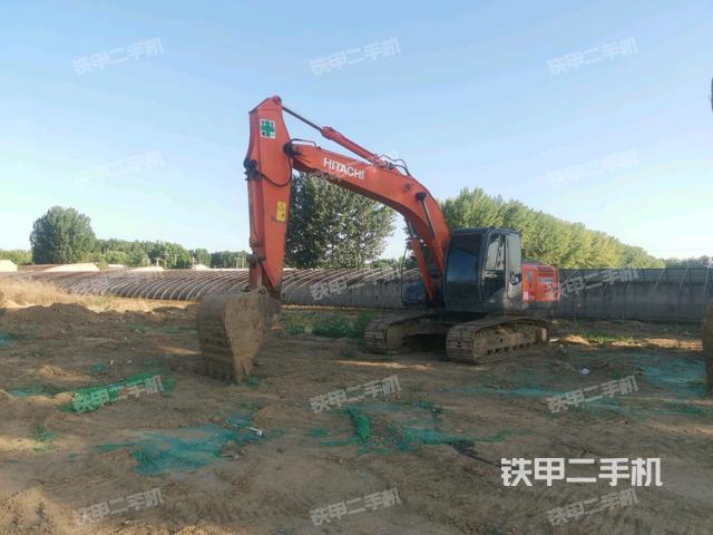 日立ZX200-3挖掘机