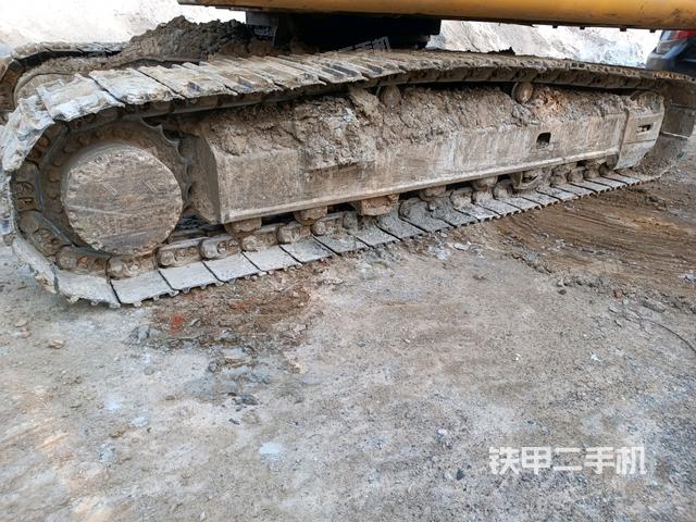 右側(cè)履帶整體（行走機構(gòu)）