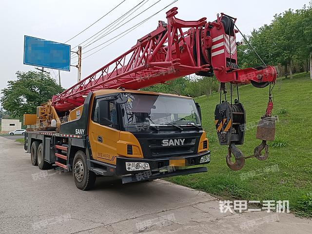 三一重工STC200起重机