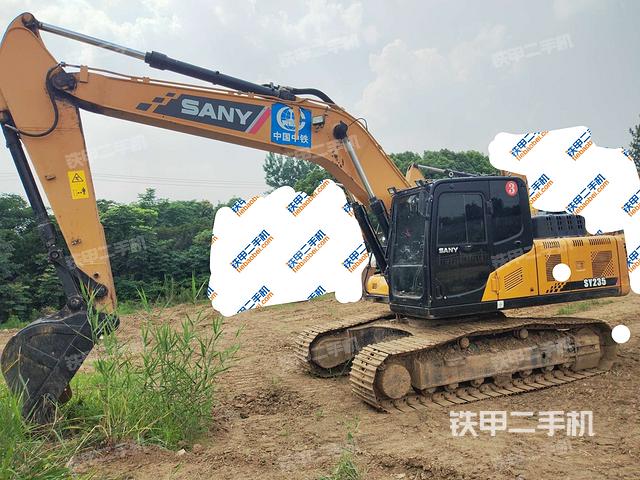 三一重工SY200C挖掘机