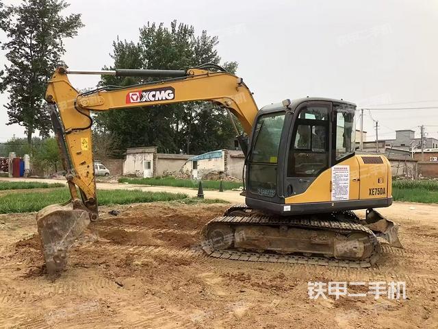 徐工XE750D挖掘机