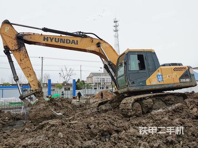 现代R215VS挖掘机