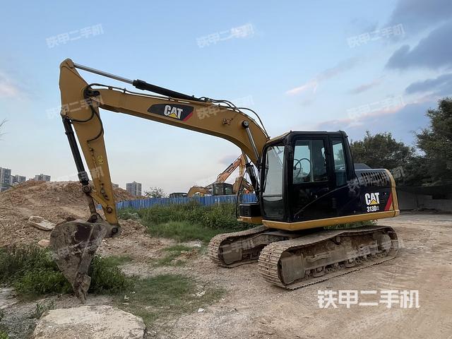 卡特彼勒CAT®313D2 GC 小型液压挖掘机